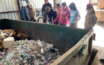 Raton Global Warming Expressers go to the Raton Recycling Center!!!